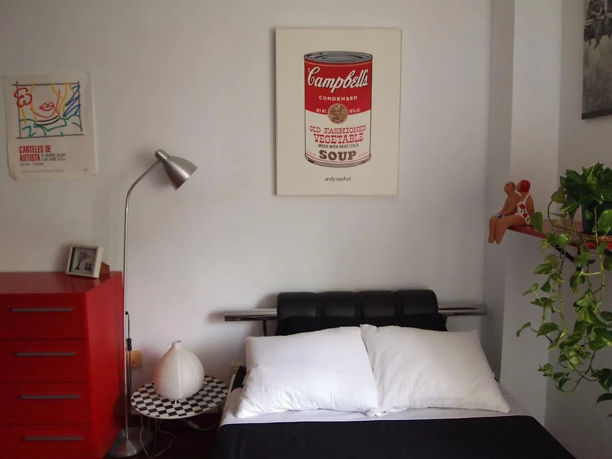 Homestay Habitaciones Frente A La Playa Malaga